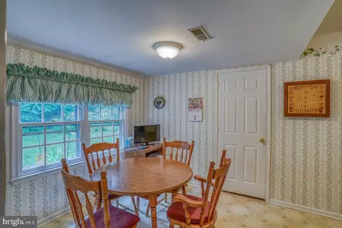 151 Continental Dr, Dover, DE 19904 photo 9
