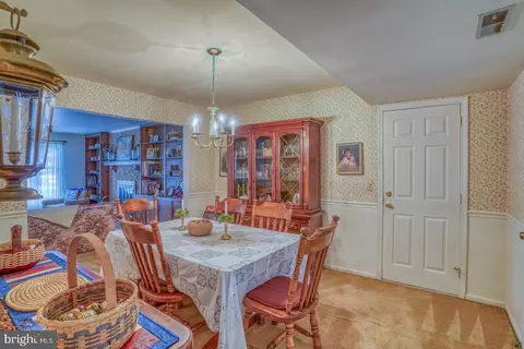 151 Continental Dr, Dover, DE 19904 photo 8