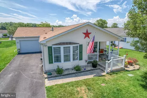46 Molly Ct, Dover, DE 19901