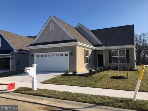 77 Cosmos Ln, Dover, DE 19904