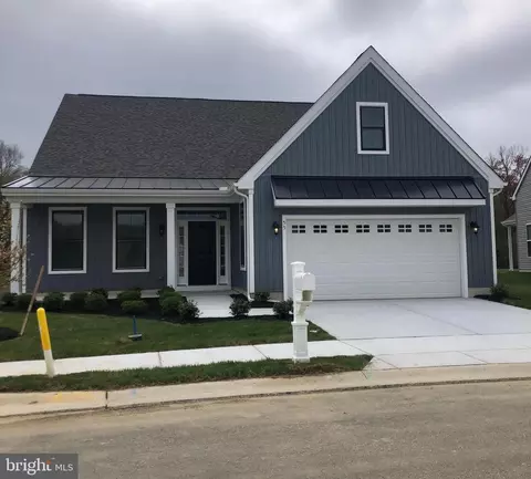 55 Cosmos Ln, Dover, DE 19904