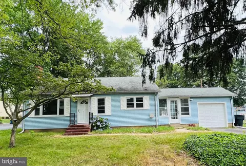 521 Sunset Dr, Dover, DE 19901