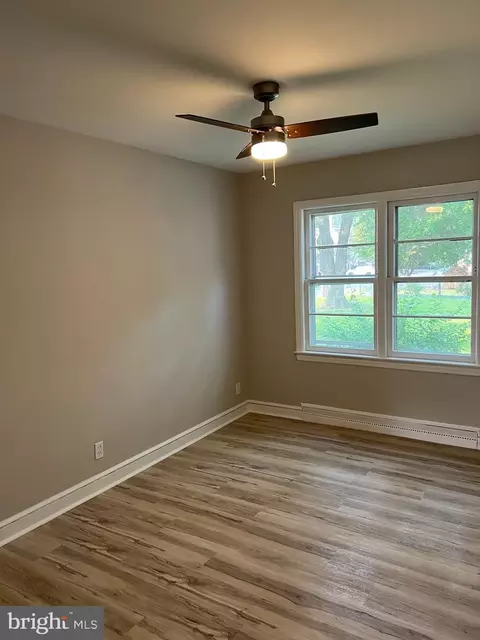 521 Sunset Dr, Dover, DE 19901 photo 2