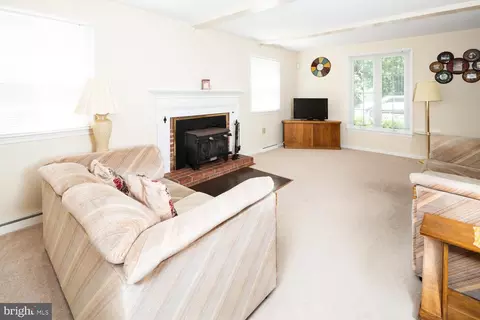 543 Woodsedge Rd, Dover, DE 19904 photo 5