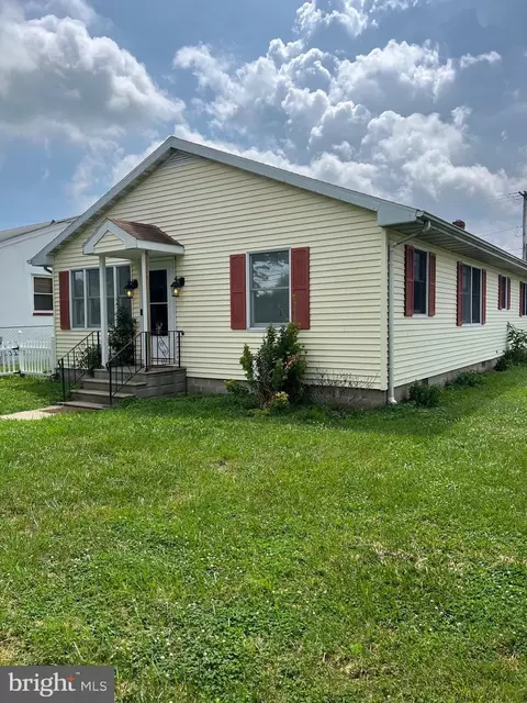 620 E Division St, Dover, DE 19901