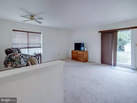 29 Fieldstone Ct, Dover, DE 19904 photo 4