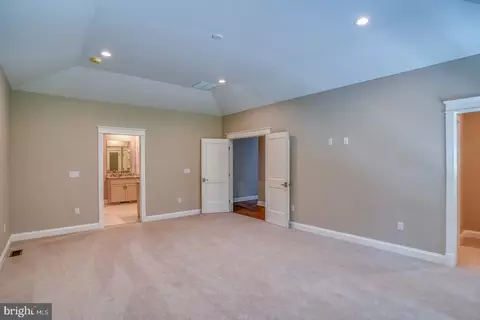 94 Wolf Creek Cir, Dover, DE 19901 photo 32