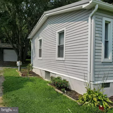 Exterior - 480 E Cherry Dr, Magnolia, DE 19962 photo 9 of 10