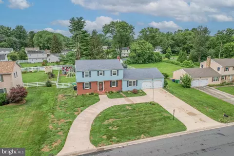 80 N Fairfield Dr, Dover, DE 19901 photo 2