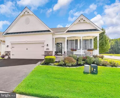 14 New Village Ln, Smyrna, DE 19977