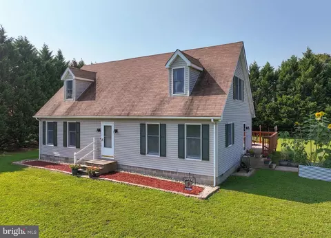 9 Meadow Dr, Milford, DE 19963