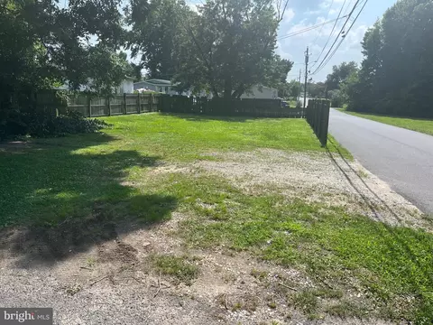 9 School Ln, Dover, DE 19904 photo 2