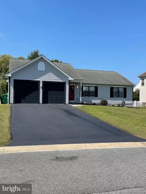 213 York Dr, Smyrna, DE 19977