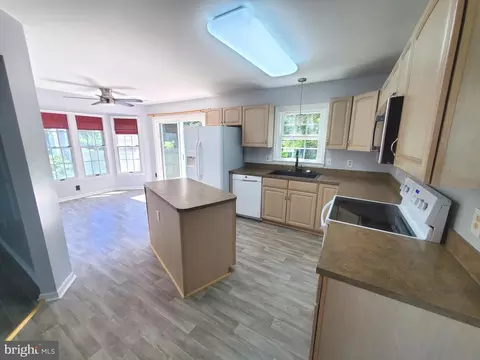 18 Lordship Ln, Dover, DE 19901 photo 12