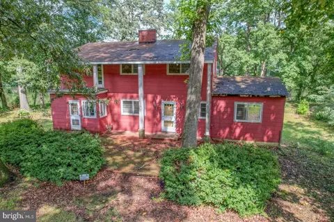 213 S Shore Dr, Dover, DE 19901