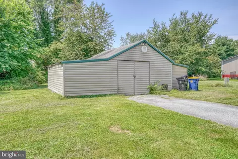 295 Artis Dr, Dover, DE 19904 photo 9