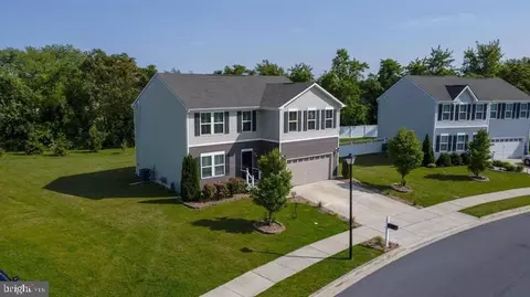 250 Lady Bug Dr, Dover, DE 19901