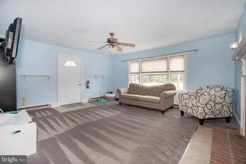 127 Main St, Hartly, DE 19953 photo 6