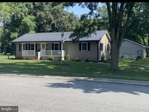 115 W North St, Felton, DE 19943