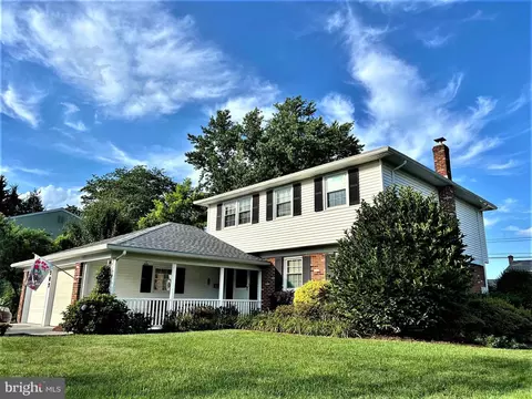 909 Wilson Dr, Dover, DE 19904