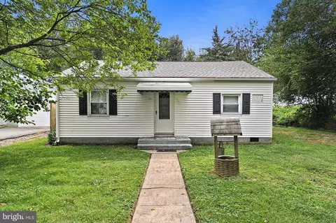 111 Hilldale Rd, Dover, DE 19901