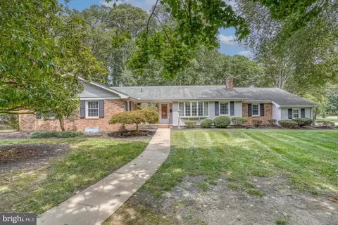 5 Winged Foot Rd, Dover, DE 19904 photo 2