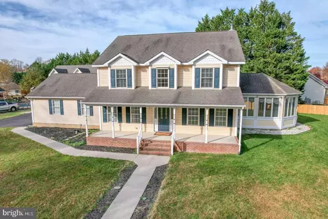 9 Holly Cove Ln, Dover, DE 19901