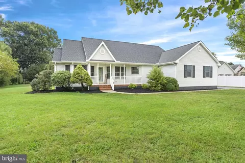 14 John Andrews Dr, Harrington, DE 19952