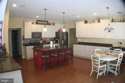423 Stone Ridge Dr, Dover, DE 19901 photo 4