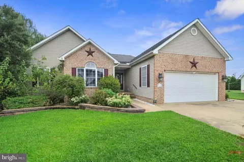 110 Sammon Dr, Clayton, DE 19938