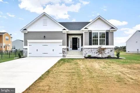 224 Mirasol Dr, Felton, DE 19943
