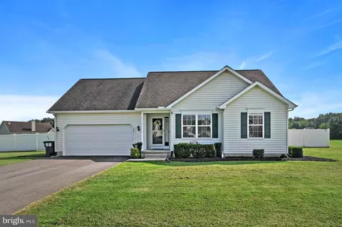 517 Field Flower Dr, Magnolia, DE 19962