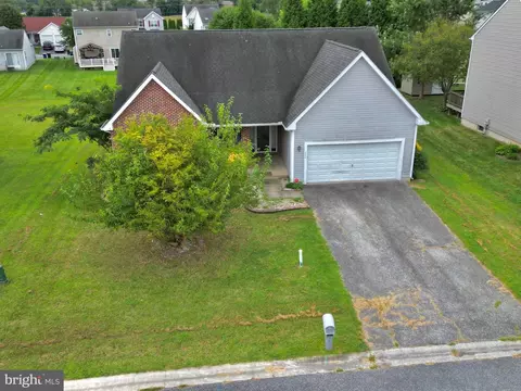 224 Cathleen Dr, Smyrna, DE 19977