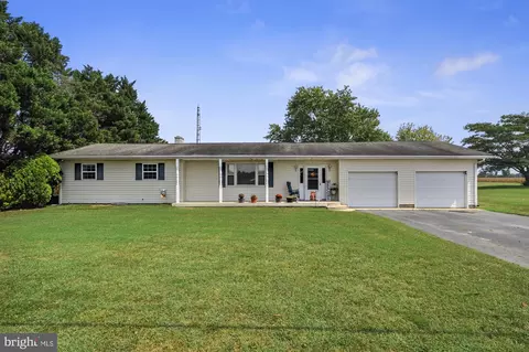 3120 Deep Grass Ln, Houston, DE 19954