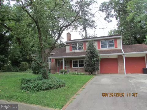 126 Shadow Ct, Dover, DE 19904