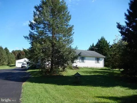 1868 Seeneytown Rd, Dover, DE 19904
