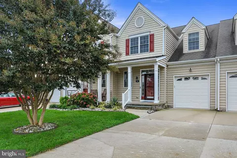 15 Harcrest Ct, Dover, DE 19901