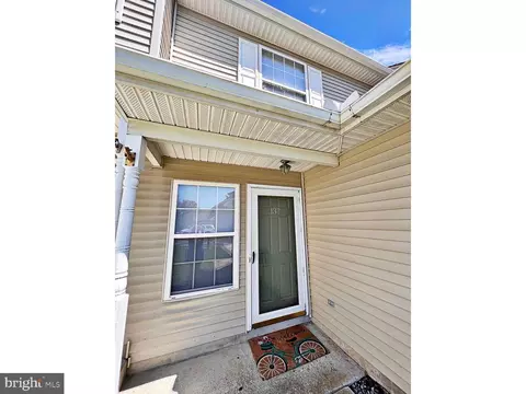 137 Periwinkle Dr, Dover, DE 19904 photo 2