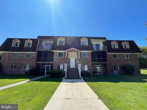 44 Courtside Dr #B11, Dover, DE 19904