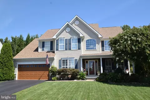 82 E Constitution Dr, Smyrna, DE 19977 photo 1