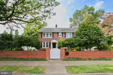 160 Pennsylvania Ave, Dover, DE 19901 photo 2