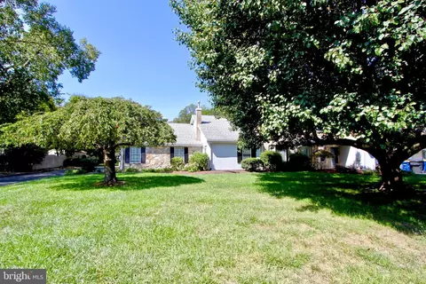 13 Lost Tree Ct, Dover, DE 19904 photo 3