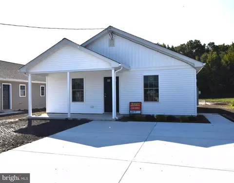 9 Peck Ave, Harrington, DE 19952