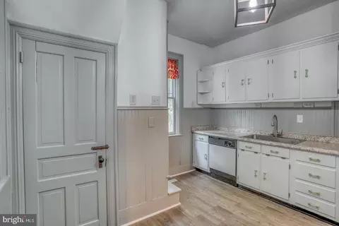 208 N State St, Dover, DE 19901 photo 23