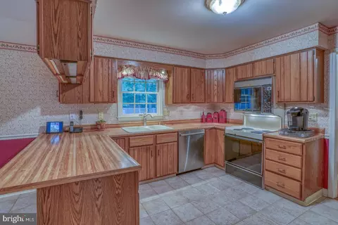 Kitchen - 165 Burning Tree Rd, Dover, DE 19904 photo 1 of 3