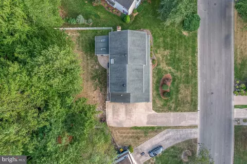 View/Area - 165 Burning Tree Rd, Dover, DE 19904 photo 1 of 3