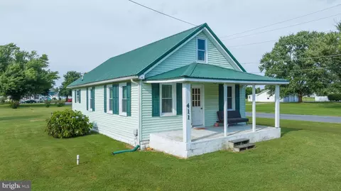 411 Railroad Ave, Houston, DE 19954