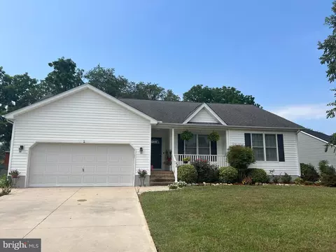 413 Ryan Ct, Felton, DE 19943