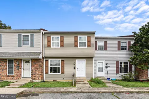 89 Village Dr, Dover, DE 19904