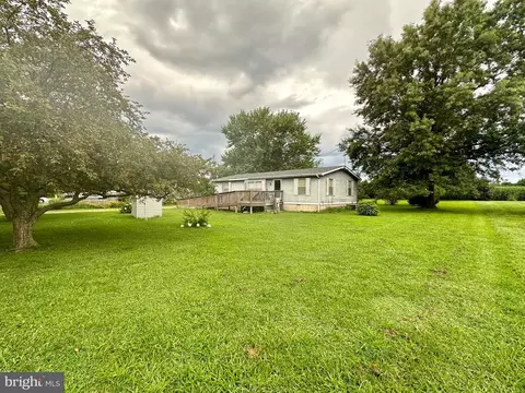 2527 Sandtown Rd, Felton, DE 19943